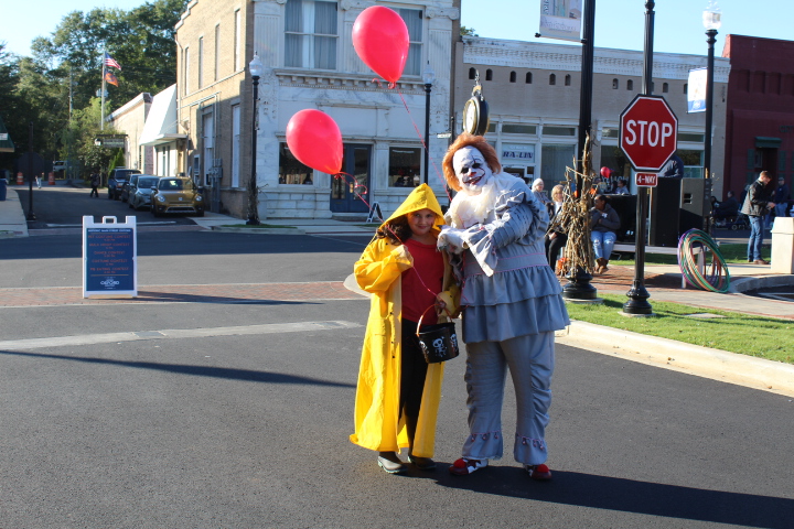 See Pictures From Trick Or Treat On Main Street 2019 - Geek Alabama
