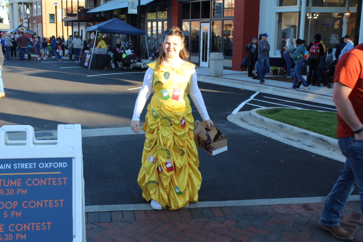 See Pictures From Trick Or Treat On Main Street 2019 - Geek Alabama
