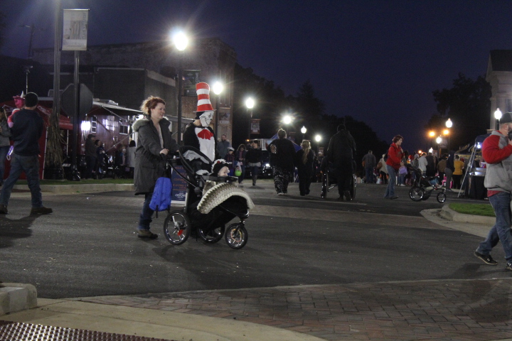 See Pictures From Trick Or Treat On Main Street 2019 - Geek Alabama